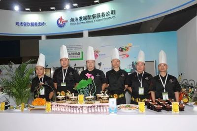 企地“CP”攜手亮相梅江會展中心——黑龍江優(yōu)質(zhì)農(nóng)產(chǎn)品集散中心在海油配餐智選生活體驗(yàn)館掛牌